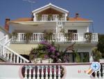 Zvjezdini dvori apartments Croatia