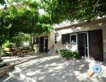 Apartmani Klaric Sumpetar apartments Croatia