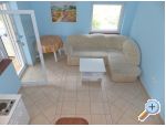 Apartmani Viktorija Omi�alj apartments Croatia