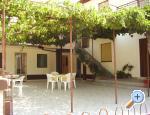 House Nino Liznjan holiday apartments Croatia