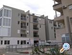 Petar apartmani Omis apartments Croatia