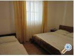 Petar apartmani Omis apartments Croatia