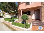Apartmani Dalmatino Pakoštane apartments Croatia