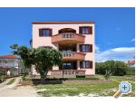 Apartmani Dalmatino Pakoštane apartments Croatia