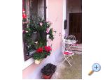 Podstrana - Apartmani Sara Car apartments Croatia