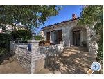 Vila Lori + bazen apartments Croatia