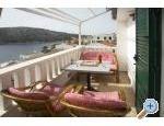 Apartm�ny Lucija apartments Croatia