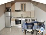 Apartmani Zvizda Mora Split apartments Croatia
