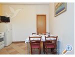 Apartmani �ari� apartments Croatia
