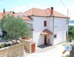 Apartmani Zora apartments Croatia
