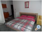 Apartmani Ĉuriĉ apartments Croatia