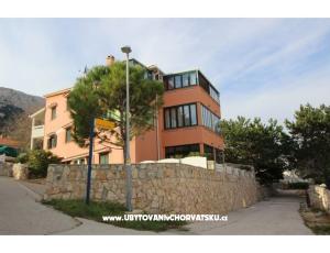 Apartm�ny ZAROK  Ba�ka