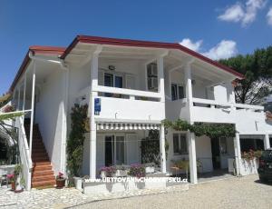 Studio Apartm�ny Cene