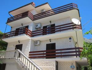 Apartm�ny Mladen Du�e