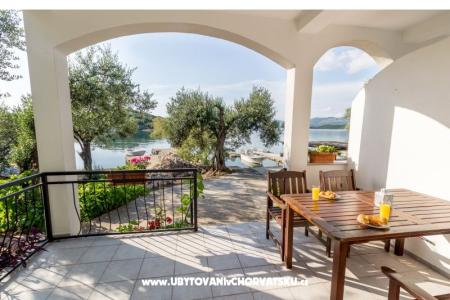 Apartmány Vlahušić  Drace & Trstenik Chorvatsko