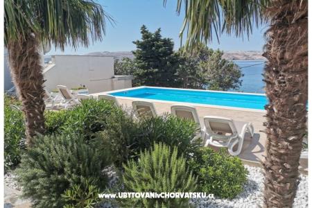 Apartmány Anita with Pool Karlobag Chorvatsko