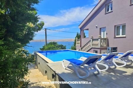 Beachfront Apartmány Baricevic wit Karlobag Chorvatsko