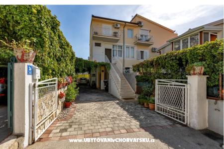 Rosalia Apartmány Makarska Chorvatsko