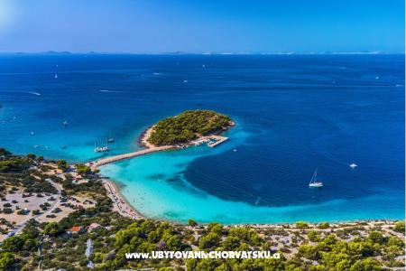 Amicaliving   Murter Chorvatsko