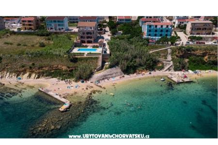 Pool apartments Pag ostrov Pag Chorvatsko