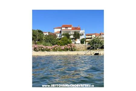 ALF apartmani RAB ostrov Rab Chorvatsko