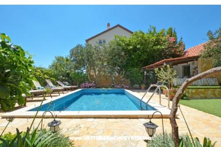 Lux Oasis Trogir Chorvatsko