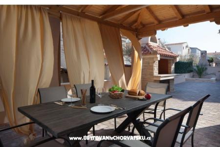 Villa Vista Apartmány ostrov Vir Chorvatsko
