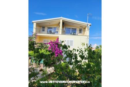Apartmány Angela Tribunj Vodice Chorvatsko