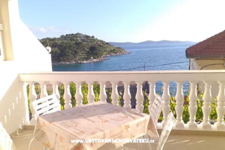 Apartmán Ivan (15m from  beach) Vodice Chorvatsko